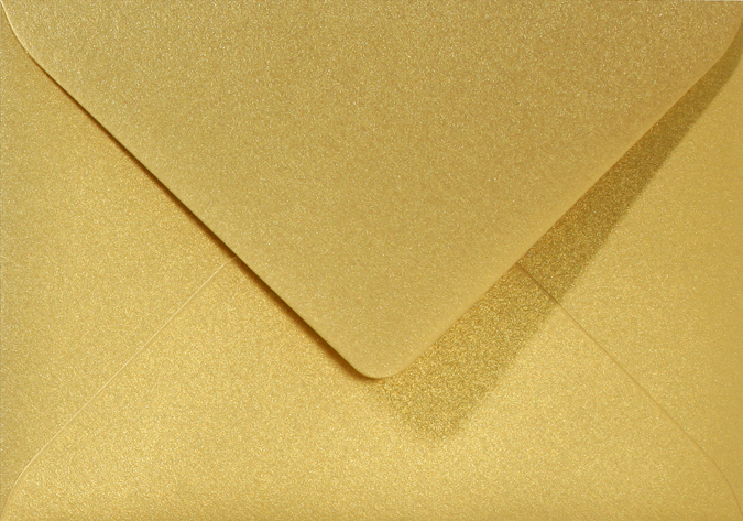 product envelop metallic goud 15,6x22